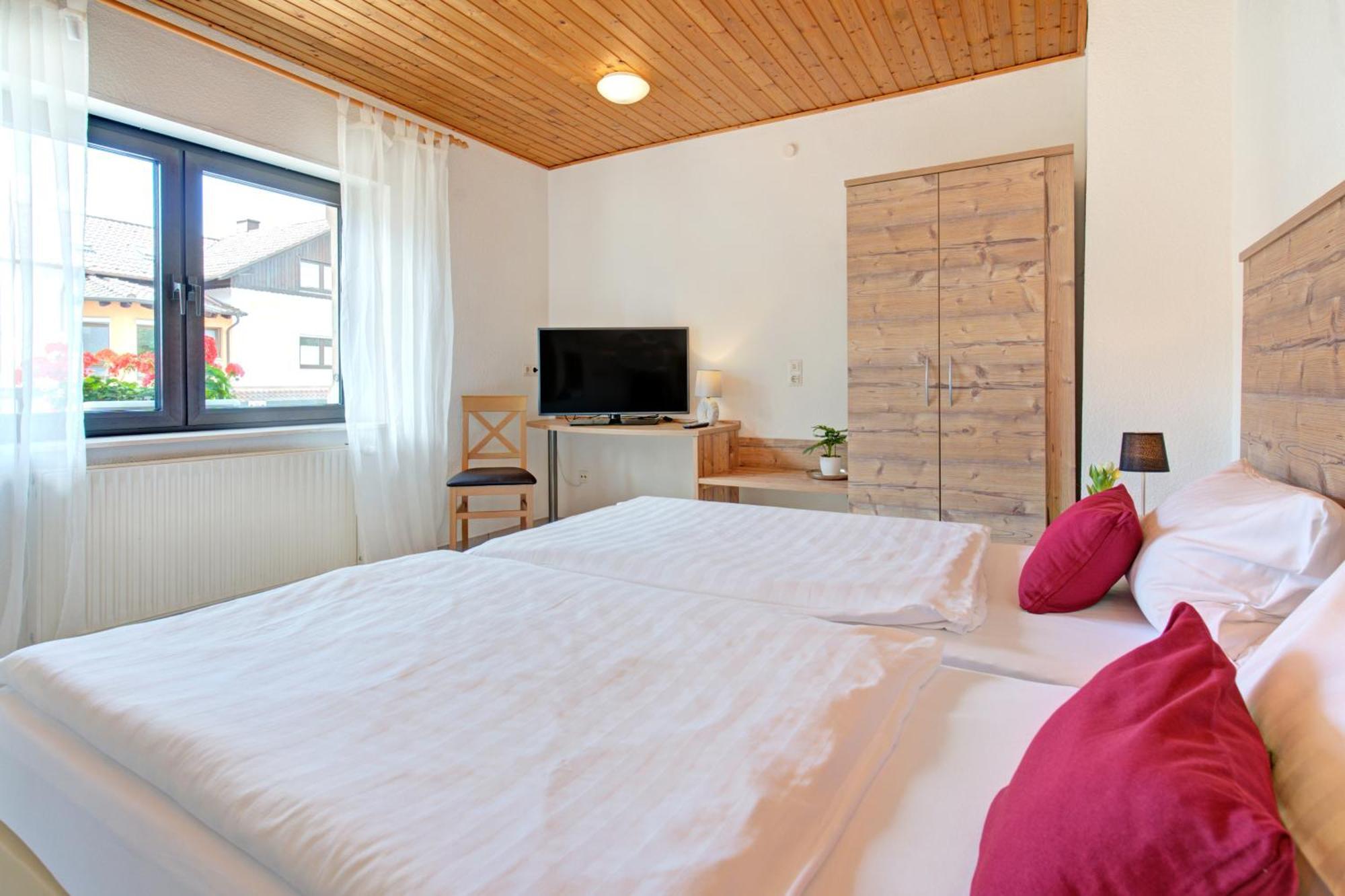 Apartment Landhotel Zum Storchennest Bann Exteriér fotografie